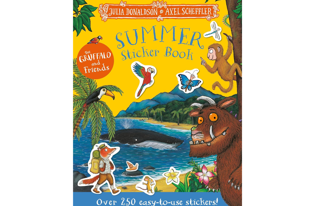 The Gruffalo and Friends: Summer Sticker Book